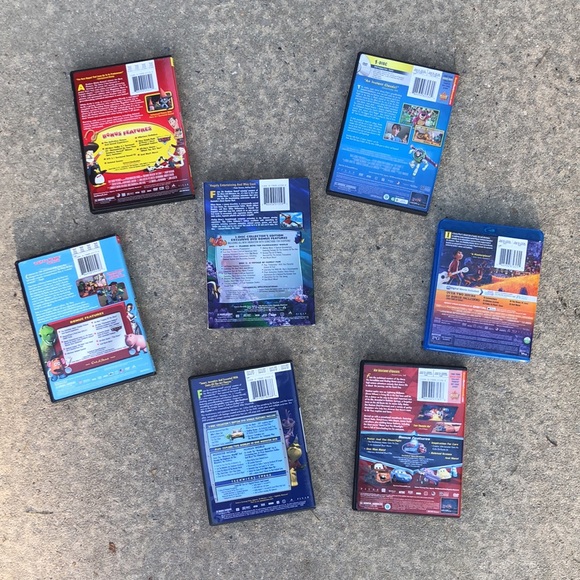 Pixar Film Collection - Picture 2 of 3